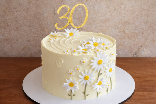 Daisy Flower Cake