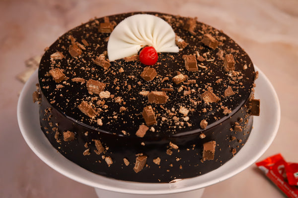 Kit Kat Chocolate Cake